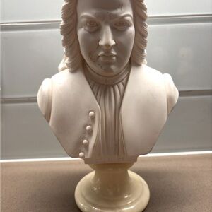 Schubert Statue